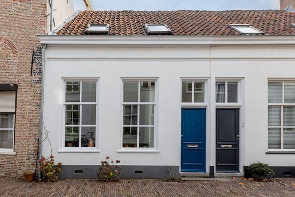 Onder bod: Hofstraat 6, 4611 TJ Bergen op Zoom